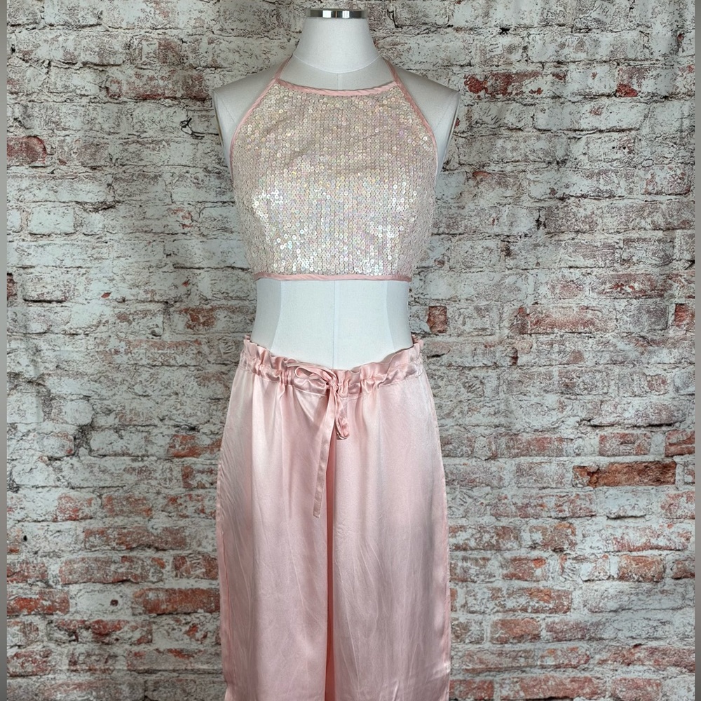 90s Vintage Victorias Secret. 100% Silk! Pristine Condition!!